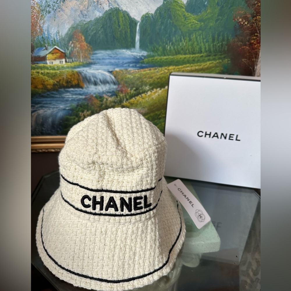 CHANEL Ivory Textured Bucket Hat